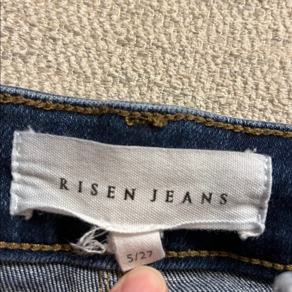 High-Rise Flare Jeans in Washed Blue - Picture 2 of 9